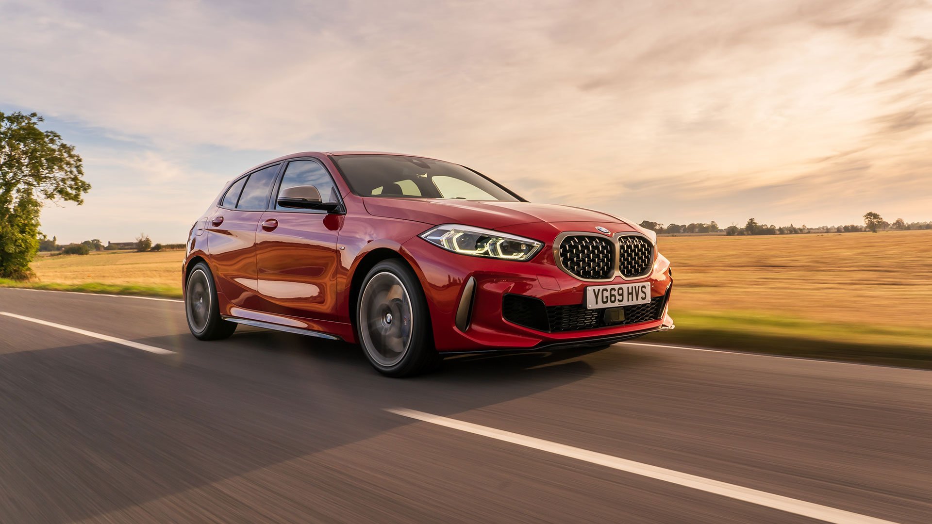 BMW 1 Series Review & Prices 2023 AutoTrader UK